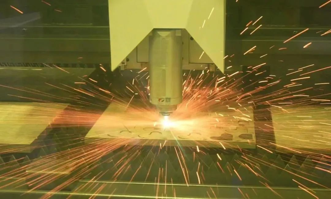 深度解讀：6萬瓦之后，激光切割機(jī)和光纖激光器路在何方？